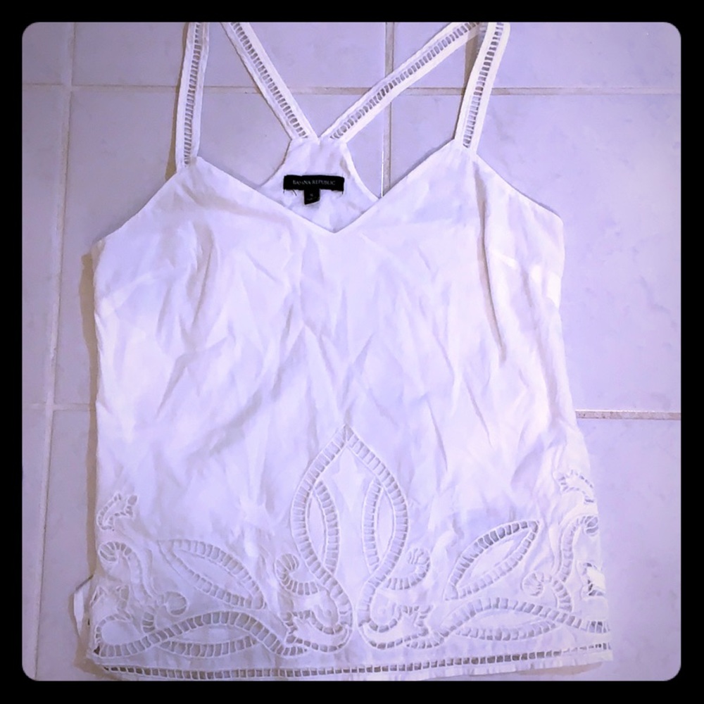 Banana Republic lined embroiders top